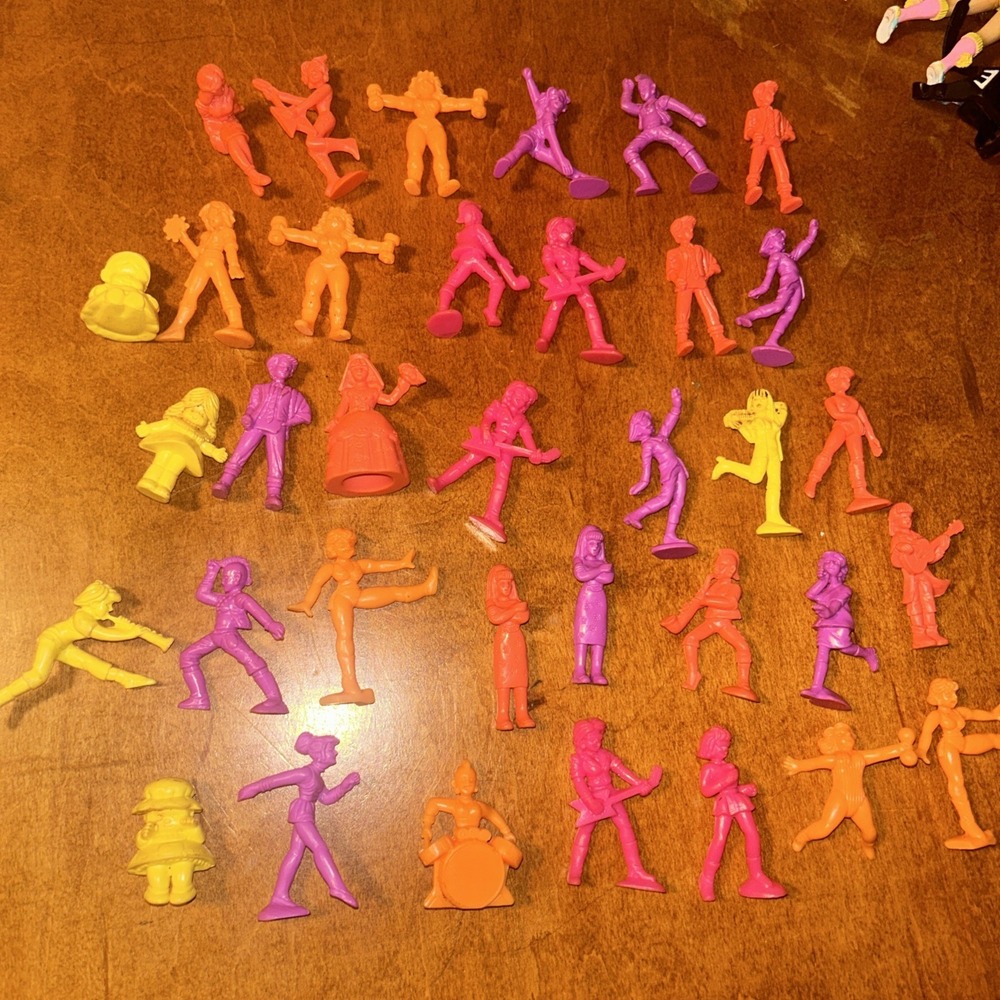 Vintage 1986  Mattel C.U.T.I.E Figures Collection 35 pcs Lot (Kids & Teens) B2